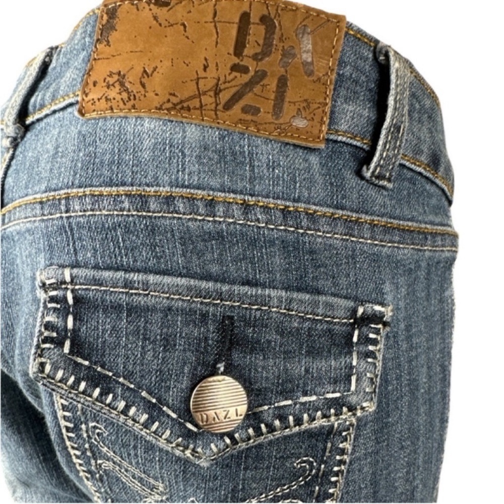 DAZL Low Rise Skinny Jeans, Decorative Pockets, Size 7. - Picture 5 of 12
